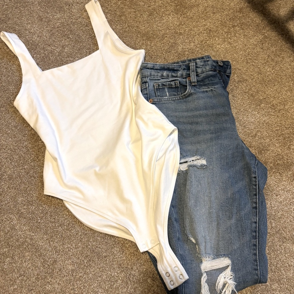 WHITE BODYSUIT